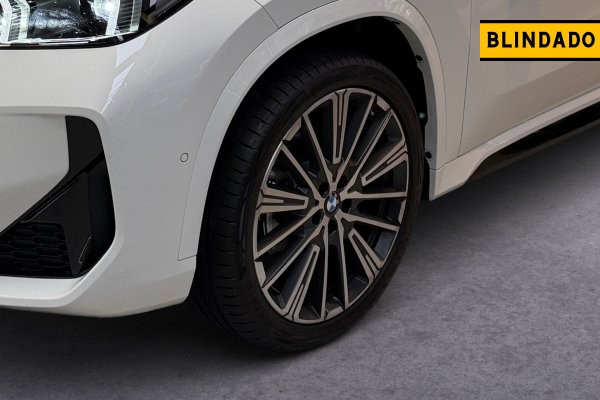 BMW X1 2.0 16V TURBO GASOLINA SDRIVE20I M SPORT STEPTRONIC 2025/2026